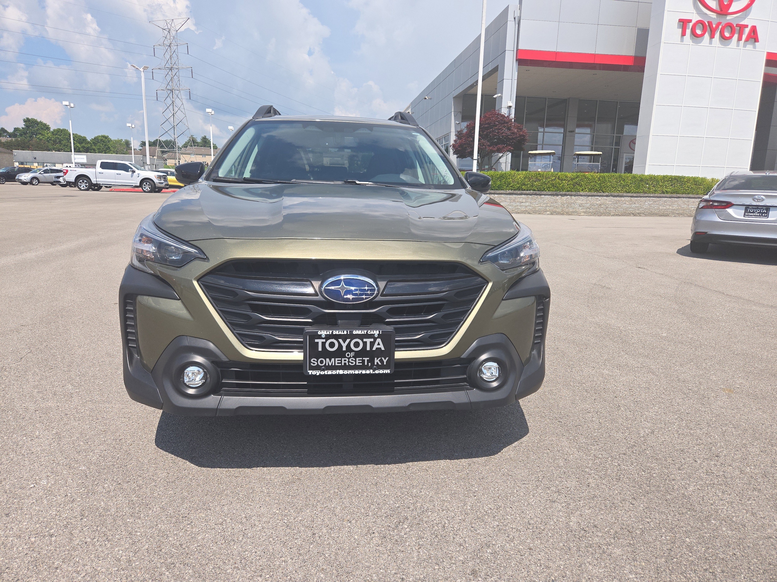 Used 2024 Subaru Outback Onyx Edition with VIN 4S4BTGLD5R3118267 for sale in Somerset, KY