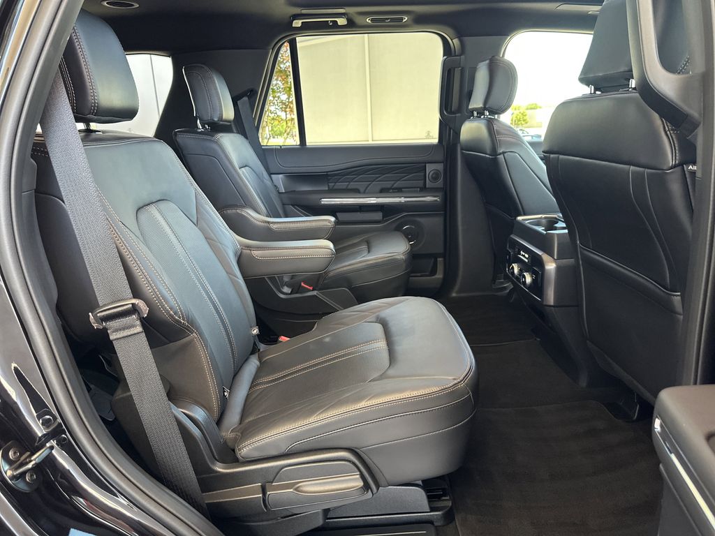 2024 Ford Expedition Platinum - Photo 15