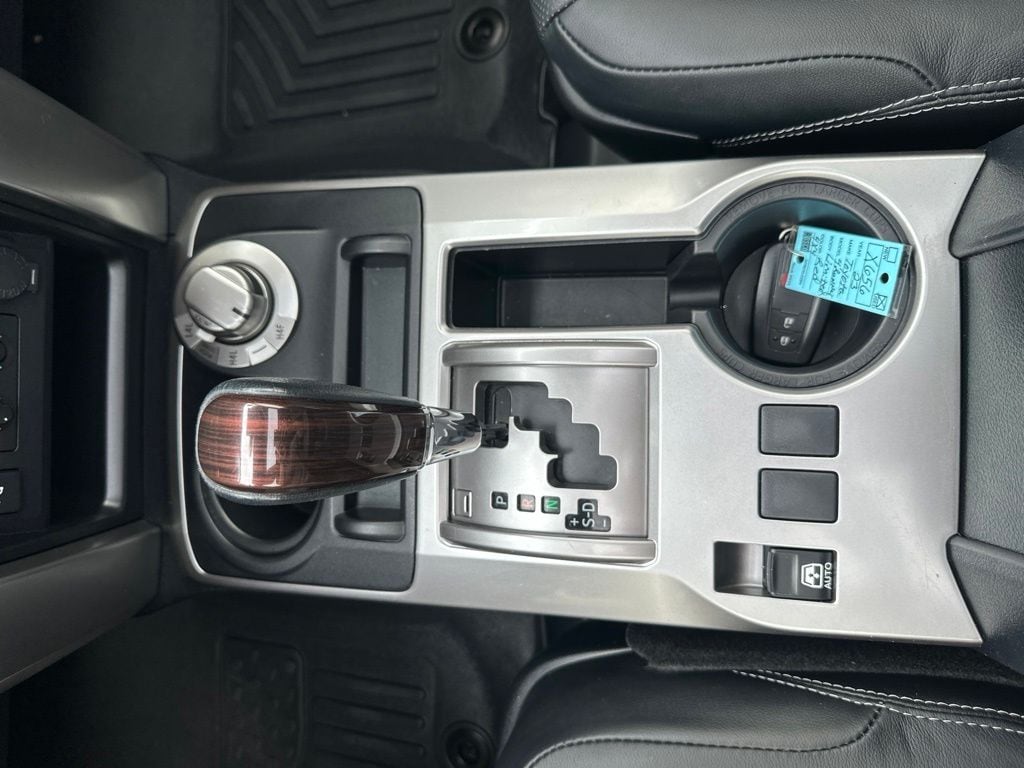 2023 Toyota 4Runner Limited - Photo 32