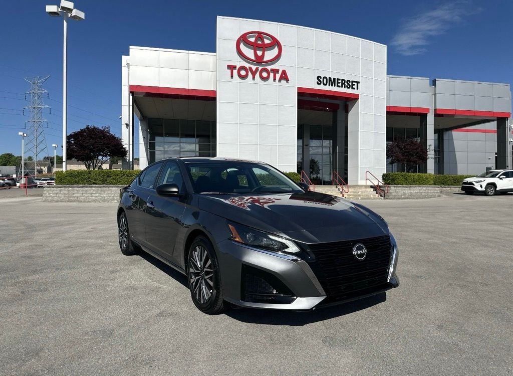 2025 Nissan Altima