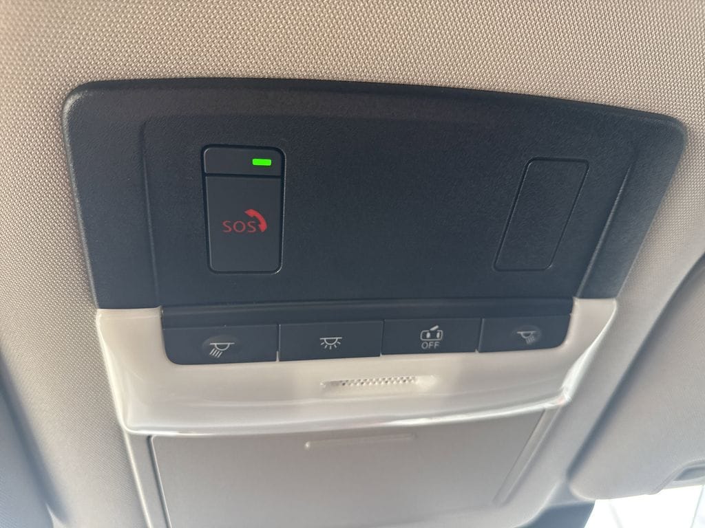 2025 Nissan Pathfinder SV - Photo 25