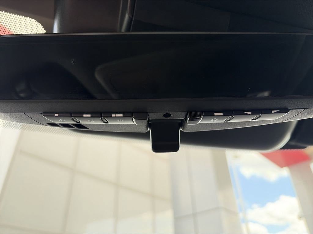 2026 Toyota Tundra Platinum - Photo 36