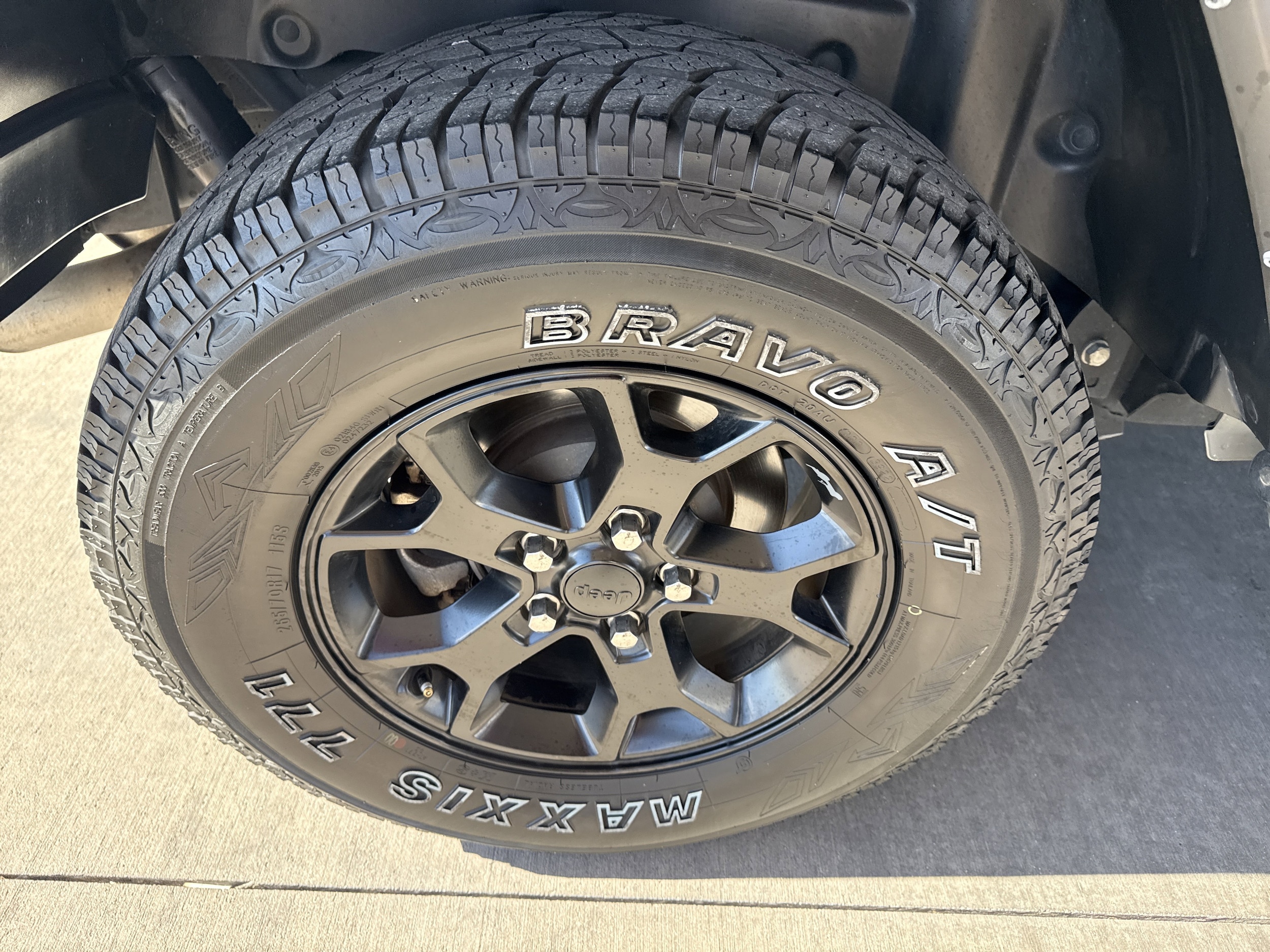 2022 Jeep Wrangler Unlimited Willys - Photo 11