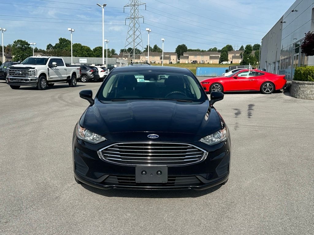 Used 2019 Ford Fusion SE Sedan
