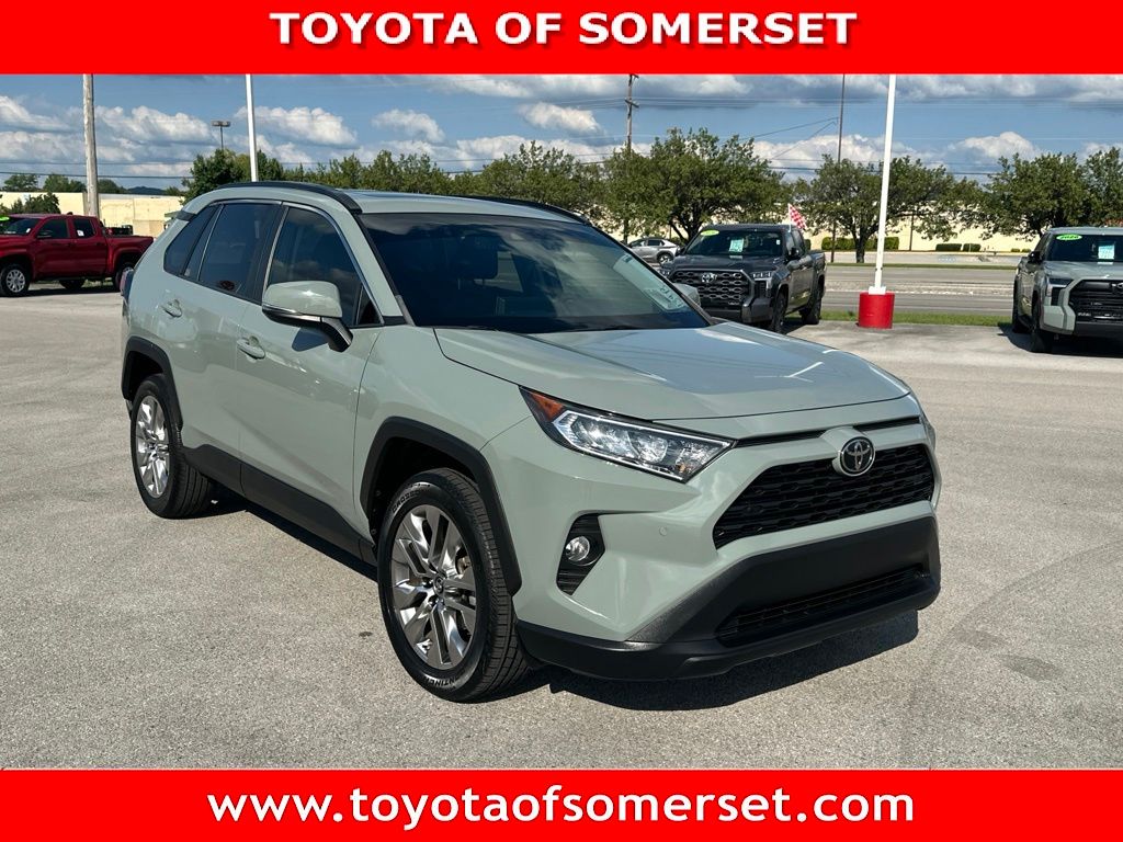 2019 Toyota RAV4 SUV 