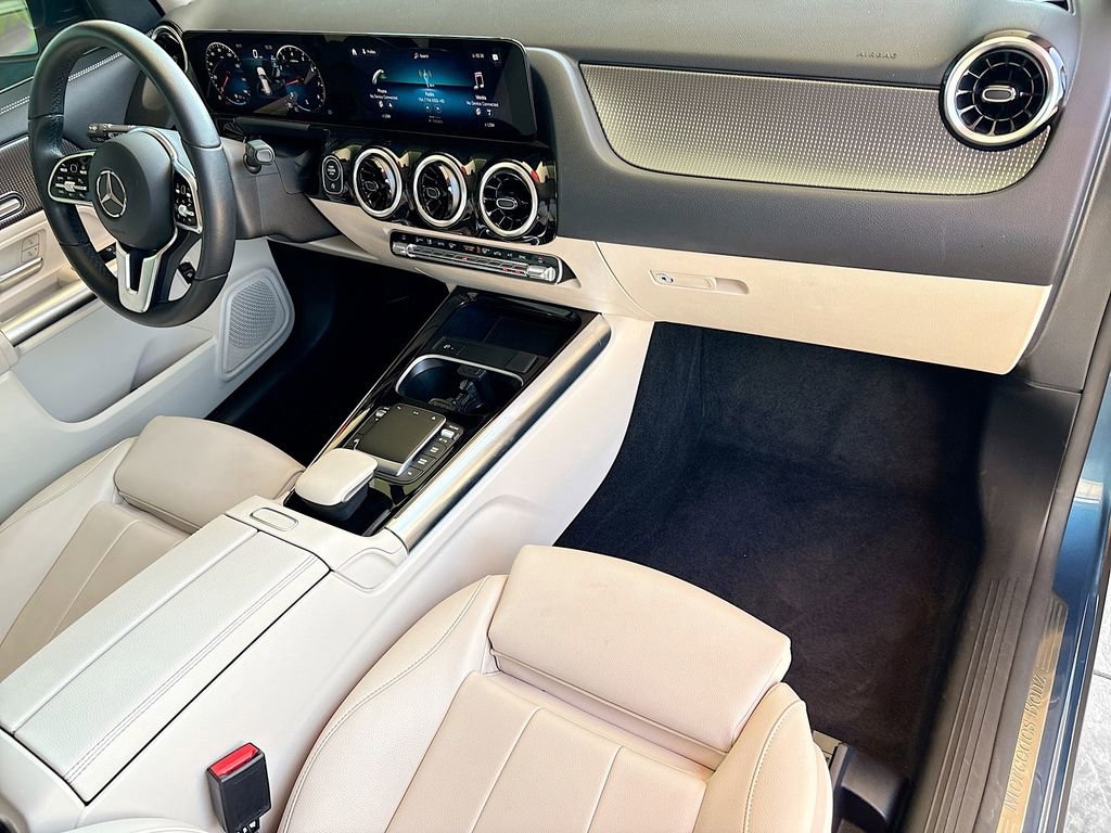 2023 Mercedes-Benz GLA Base - Photo 17