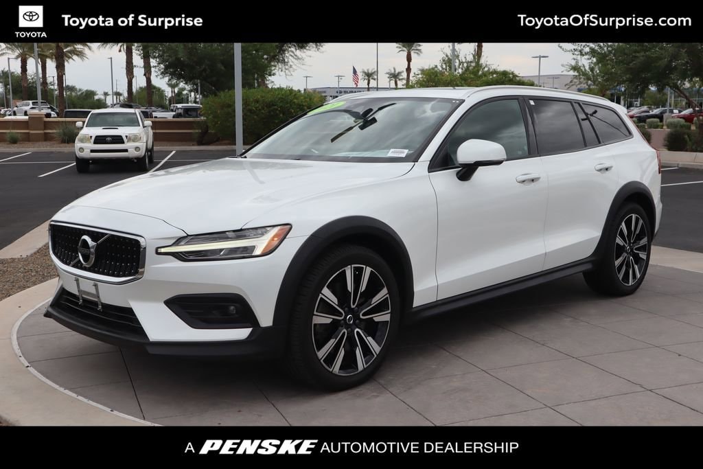 2021 Volvo V60 Cross Country