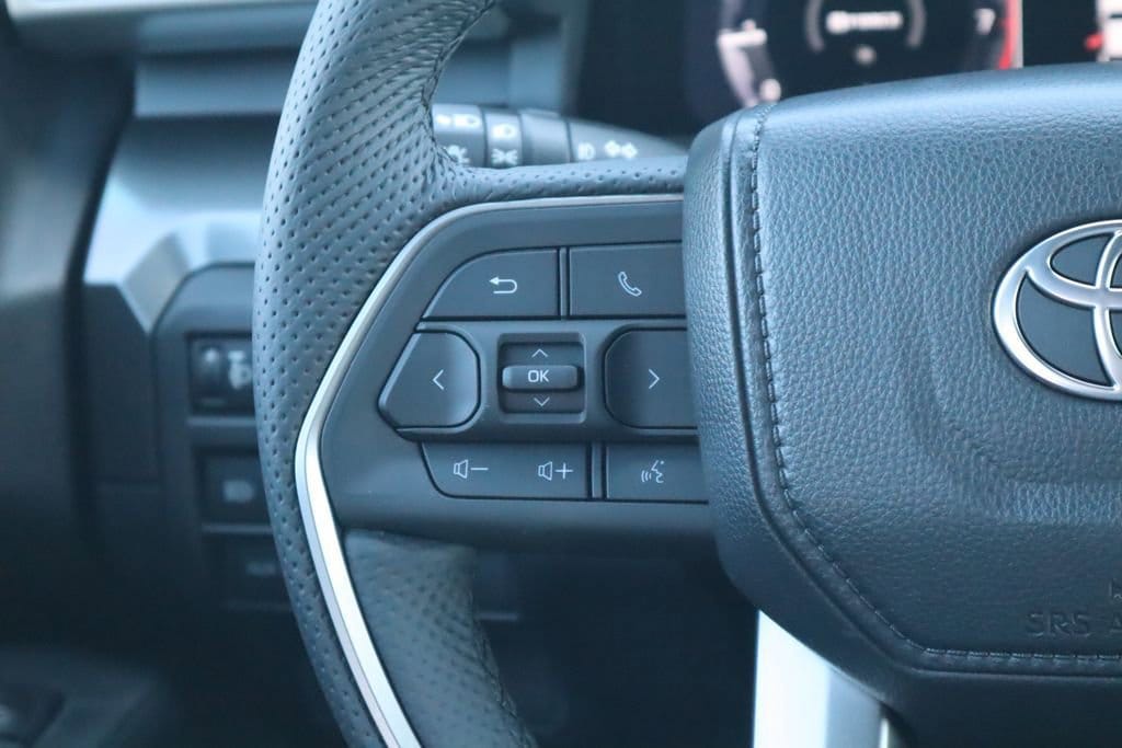 2025 Toyota Tacoma TRD Off Road - Photo 11