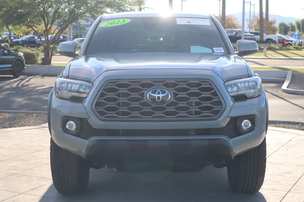 2023 Toyota Tacoma TRD Off-Road V6 photo 2