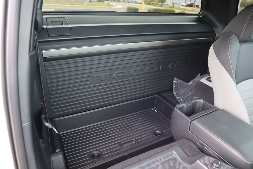 2026 Toyota Tacoma TRD PreRunner - Photo 20