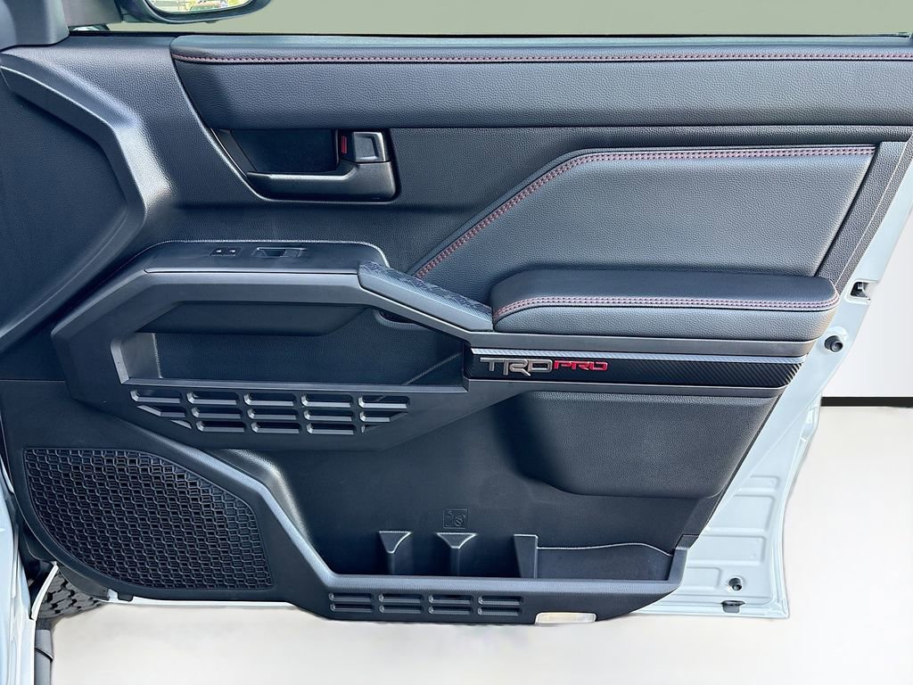 2026 Toyota Tacoma TRD Pro - Photo 25