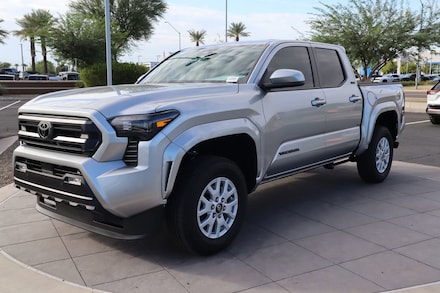 2025 Toyota Tacoma SR5 4X4 DOUBLE CAB