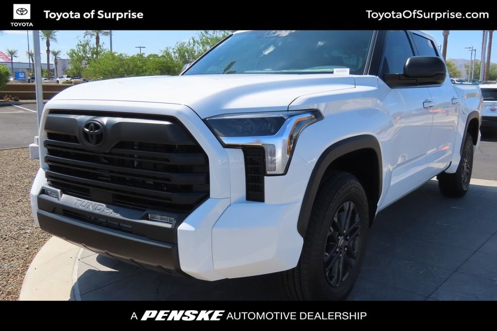 2025 Toyota Tundra SR5 CREWMAX 5.5 