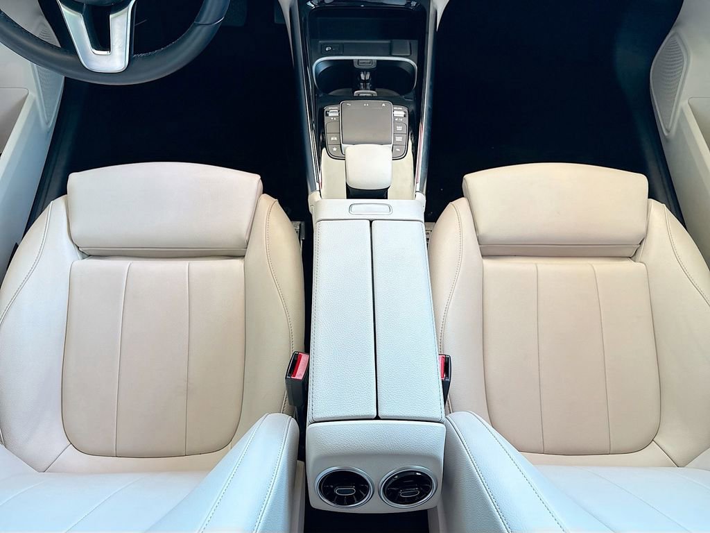 2023 Mercedes-Benz GLA Base - Photo 16
