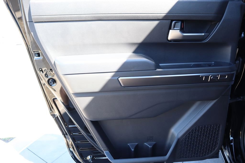 2025 Toyota Tacoma TRD Off Road - Photo 25