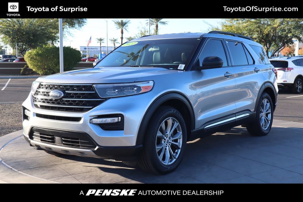 2022 Ford Explorer XLT's photo