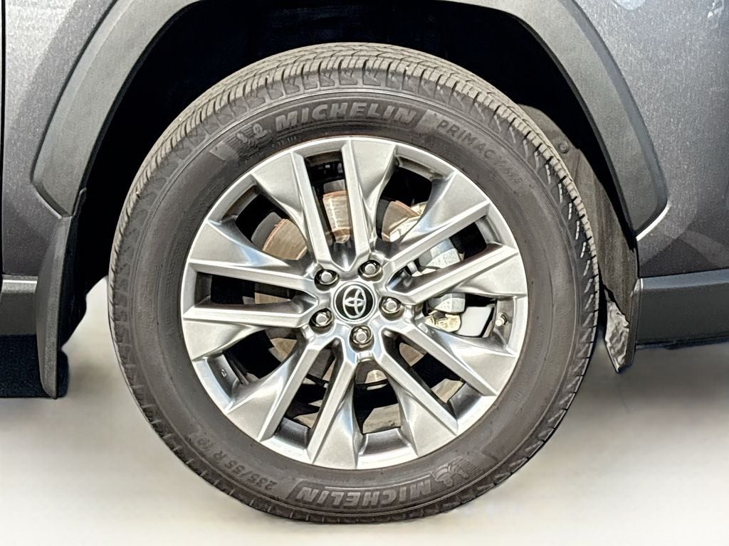 2022 Toyota RAV4 Limited - Photo 32