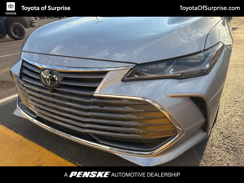 2021 Toyota Avalon Sedan 