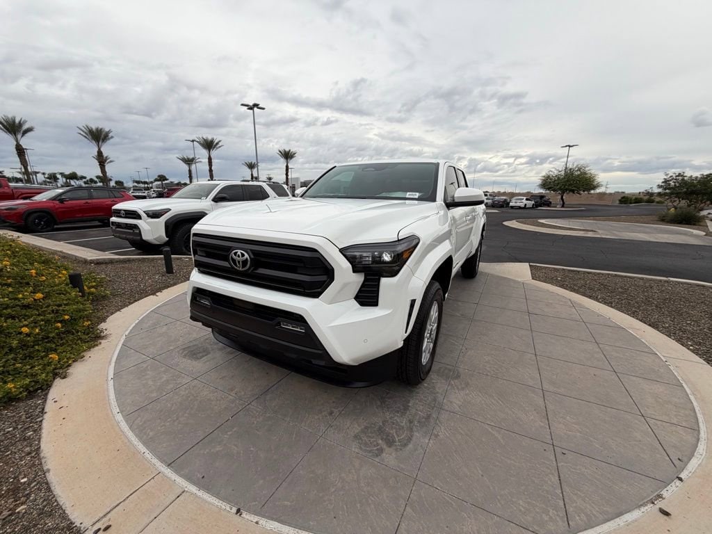 2026 Toyota Tacoma SR5's photo