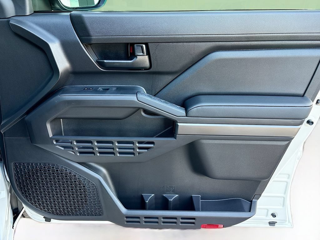 2026 Toyota Tacoma SR5 - Photo 23