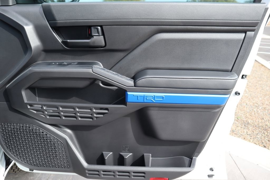 2026 Toyota Tacoma TRD PreRunner - Photo 23
