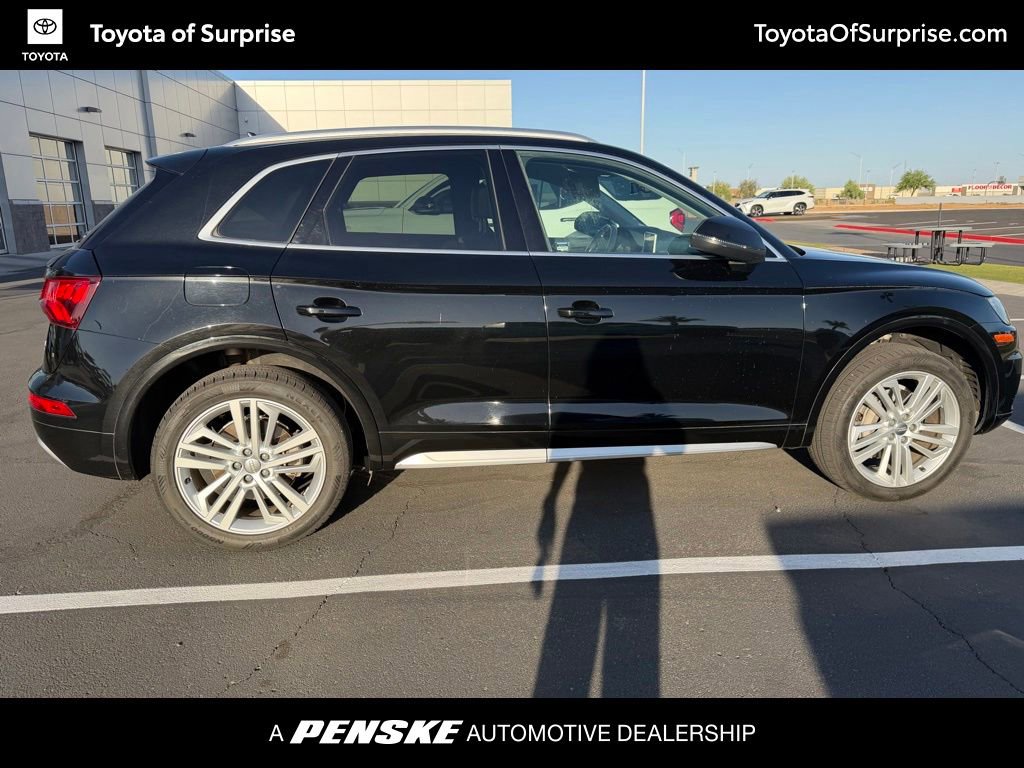 2018 Audi Q5 2.0T quattro S tronic Premium Plus's photo