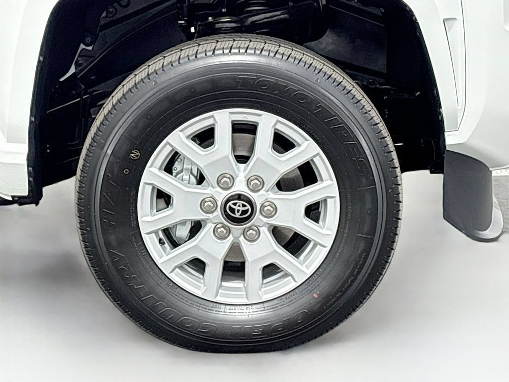 2026 Toyota Tacoma SR5 - Photo 26
