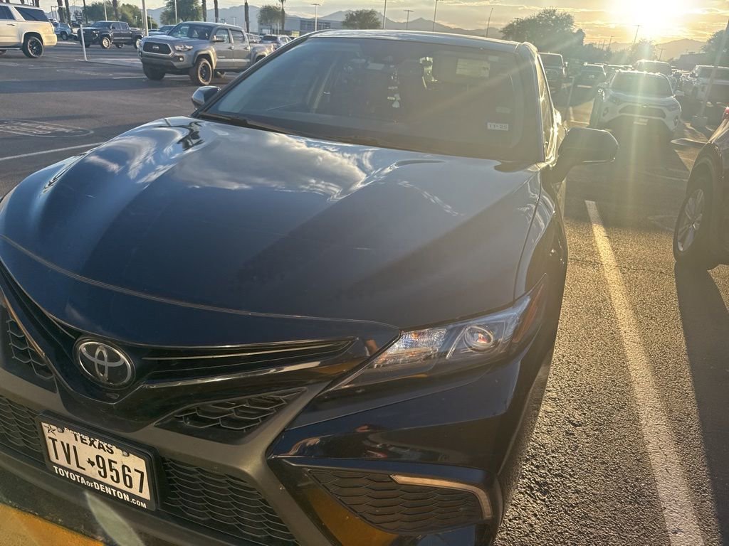 2024 Toyota Camry SE photo 2