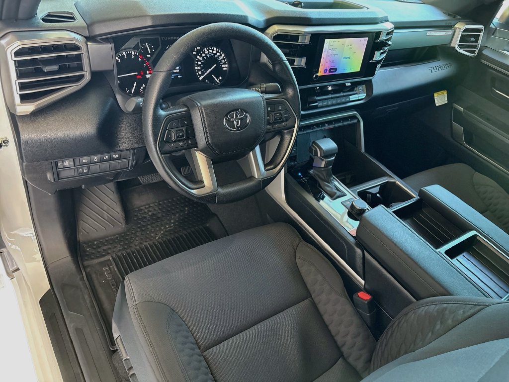 2026 Toyota Tundra SR5 - Photo 9