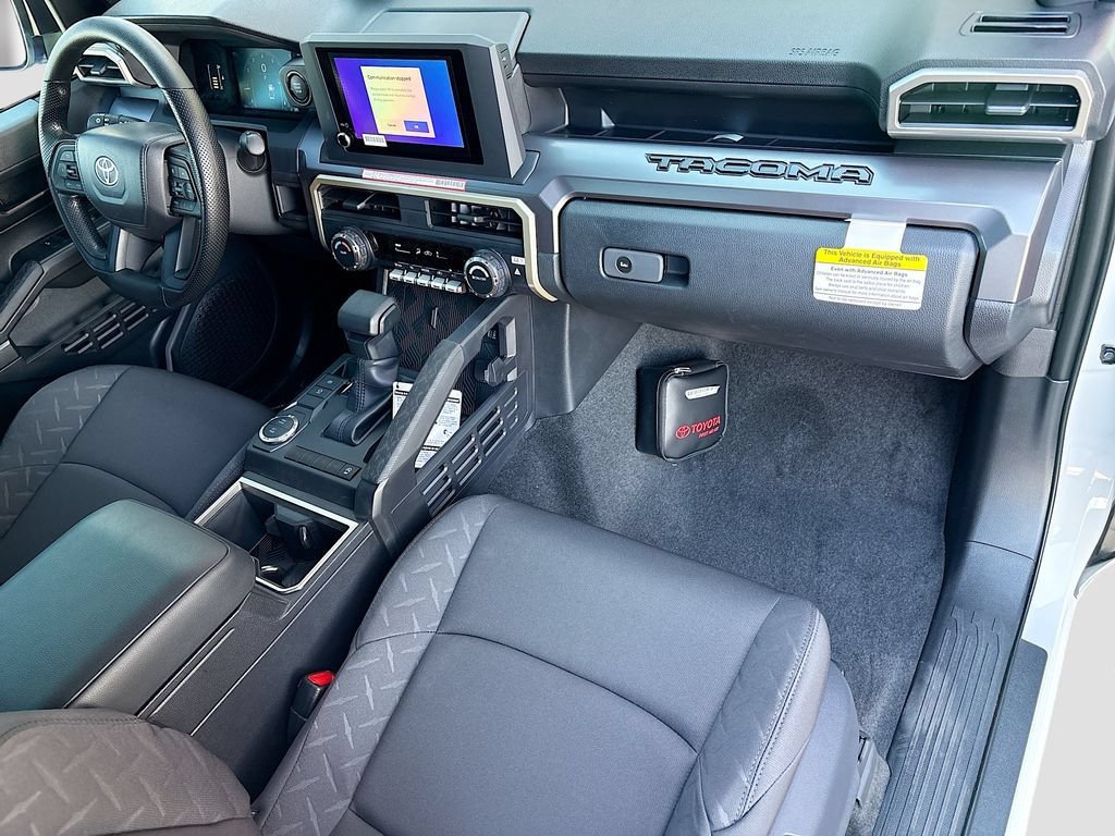2026 Toyota Tacoma SR5 - Photo 17
