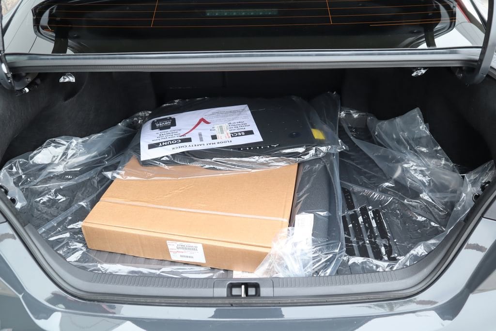 2026 Toyota Camry SE - Photo 27