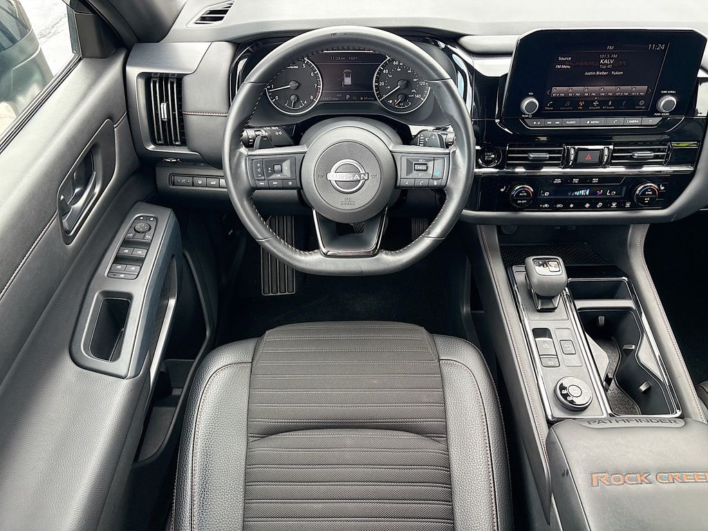 2025 Nissan Pathfinder Rock Creek - Photo 10
