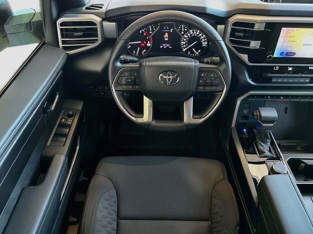 2026 Toyota Tundra SR5 - Photo 10