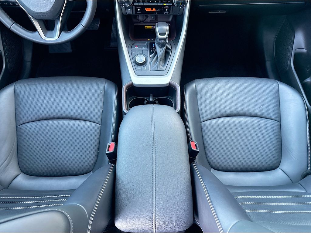 2022 Toyota RAV4 Limited - Photo 16
