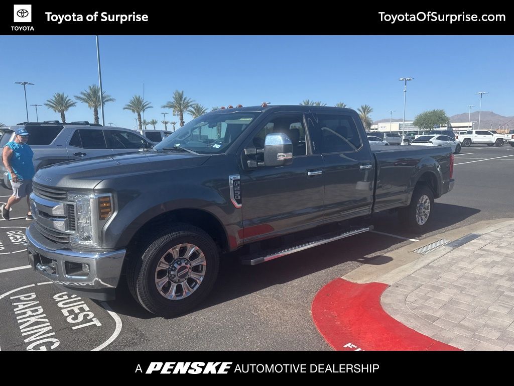 2018 Ford F-250 XLT Crew Cab 8' Box's photo