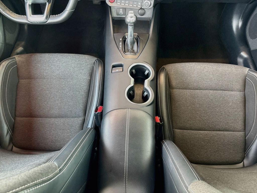 2024 Ford Mustang EcoBoost - Photo 16