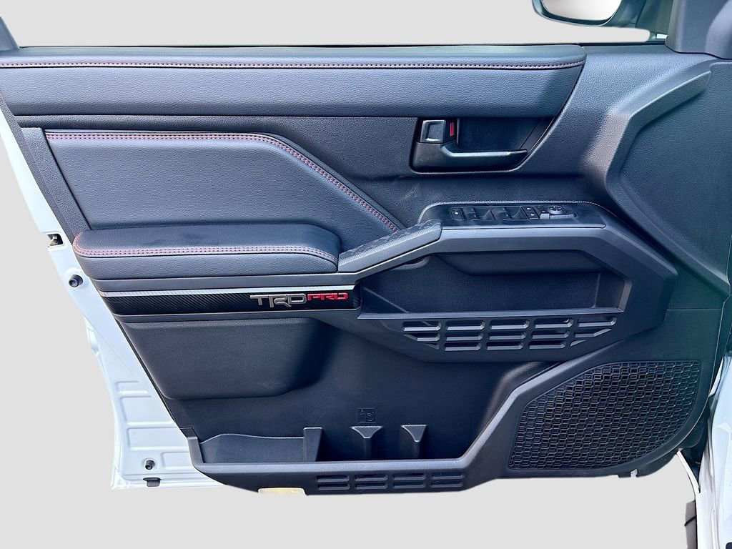 2026 Toyota Tacoma TRD Pro - Photo 24
