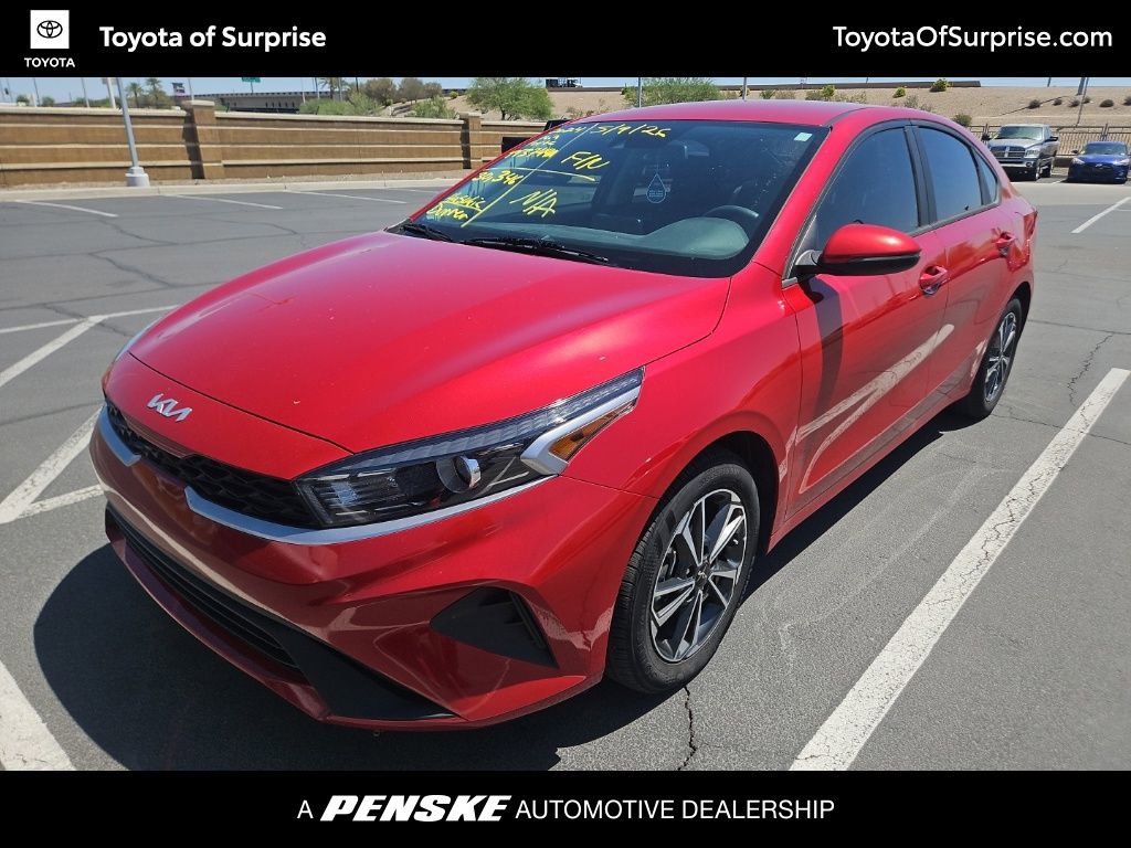 2024 Kia Forte LXS AT's photo