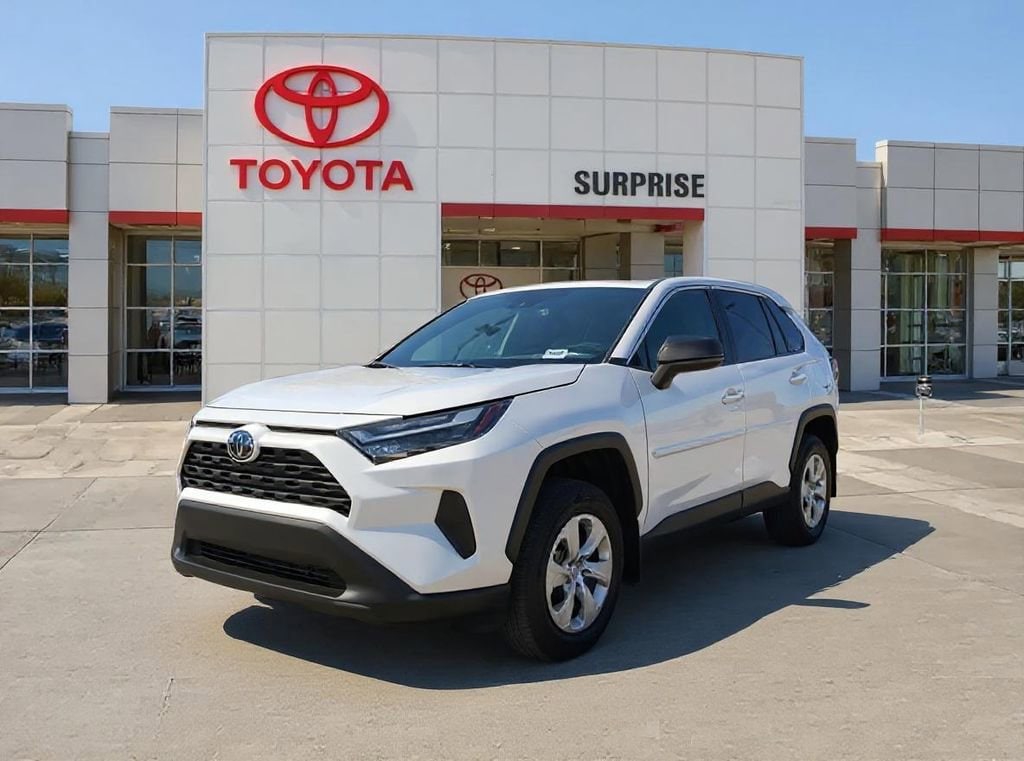 2025 Toyota RAV4 LE