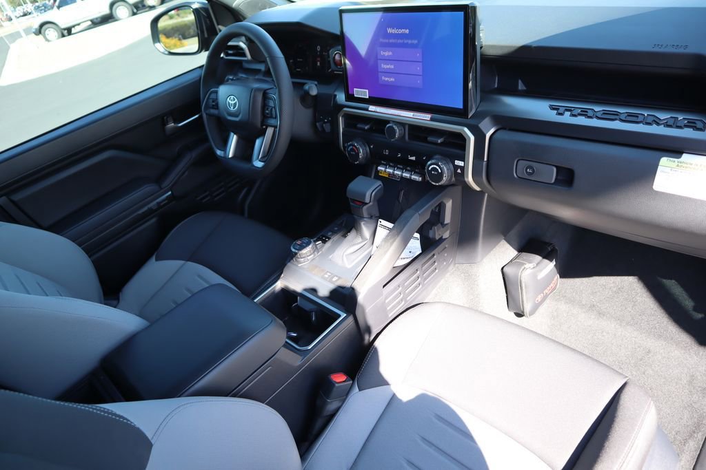 2025 Toyota Tacoma TRD Off Road - Photo 17