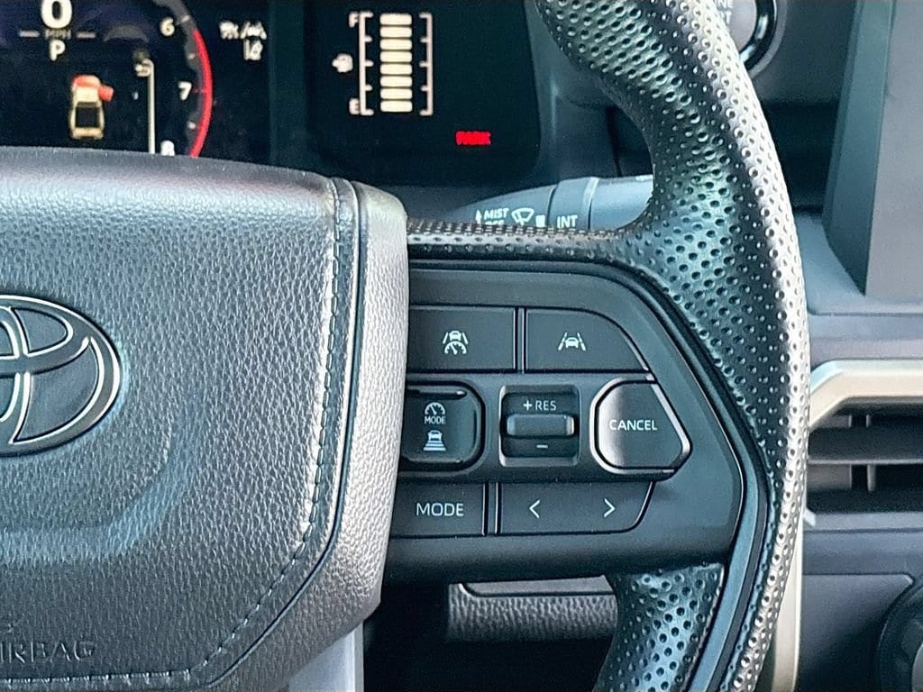 2026 Toyota Tacoma SR5 - Photo 12