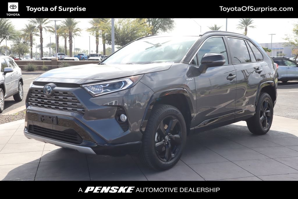 2020 Toyota RAV4 XSE's photo