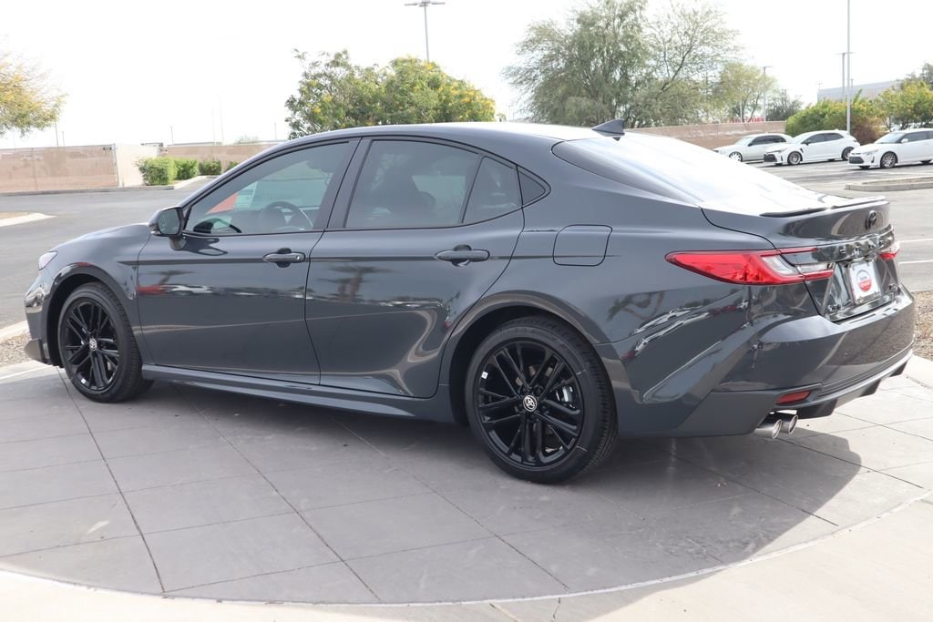 2026 Toyota Camry SE - Photo 7