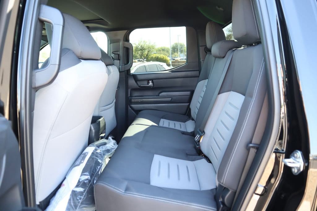 2025 Toyota Tacoma TRD Off Road - Photo 20