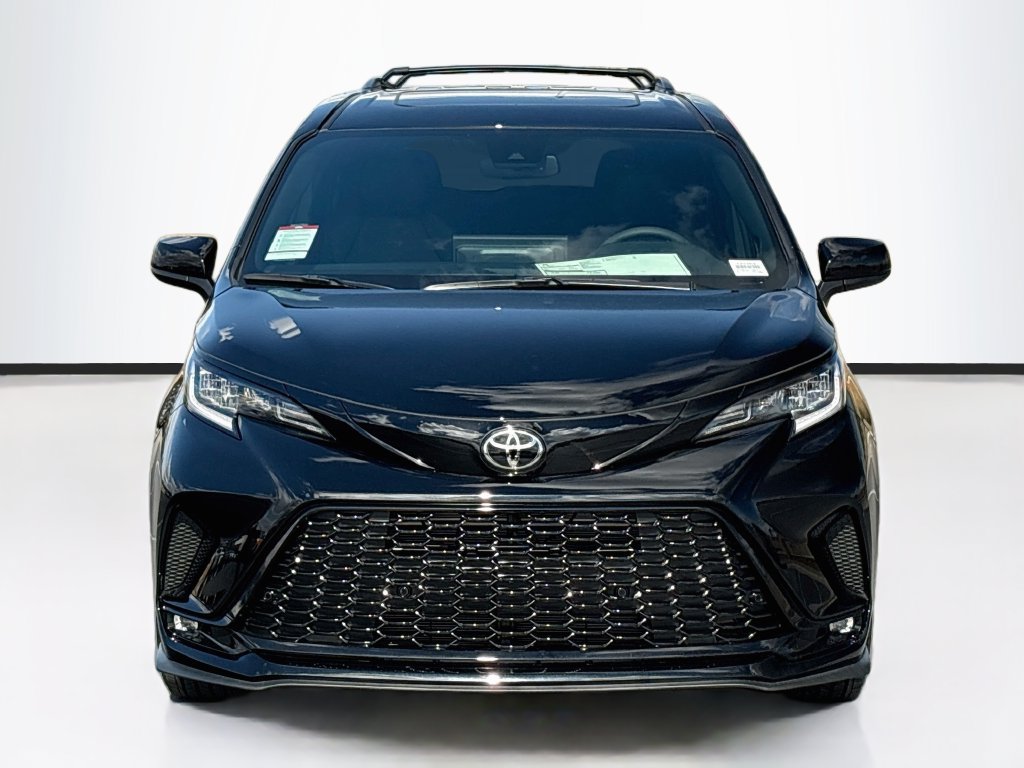 New 2026 Toyota Sienna XSE Van Passenger Van
