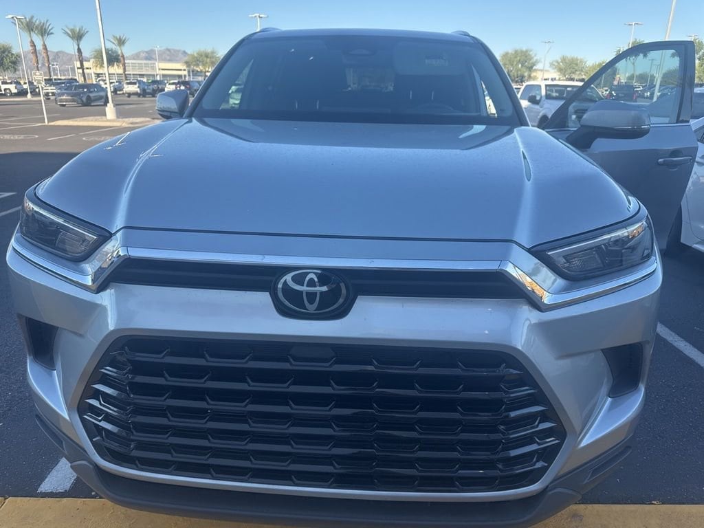 Used 2024 Toyota Grand Highlander XLE SUV