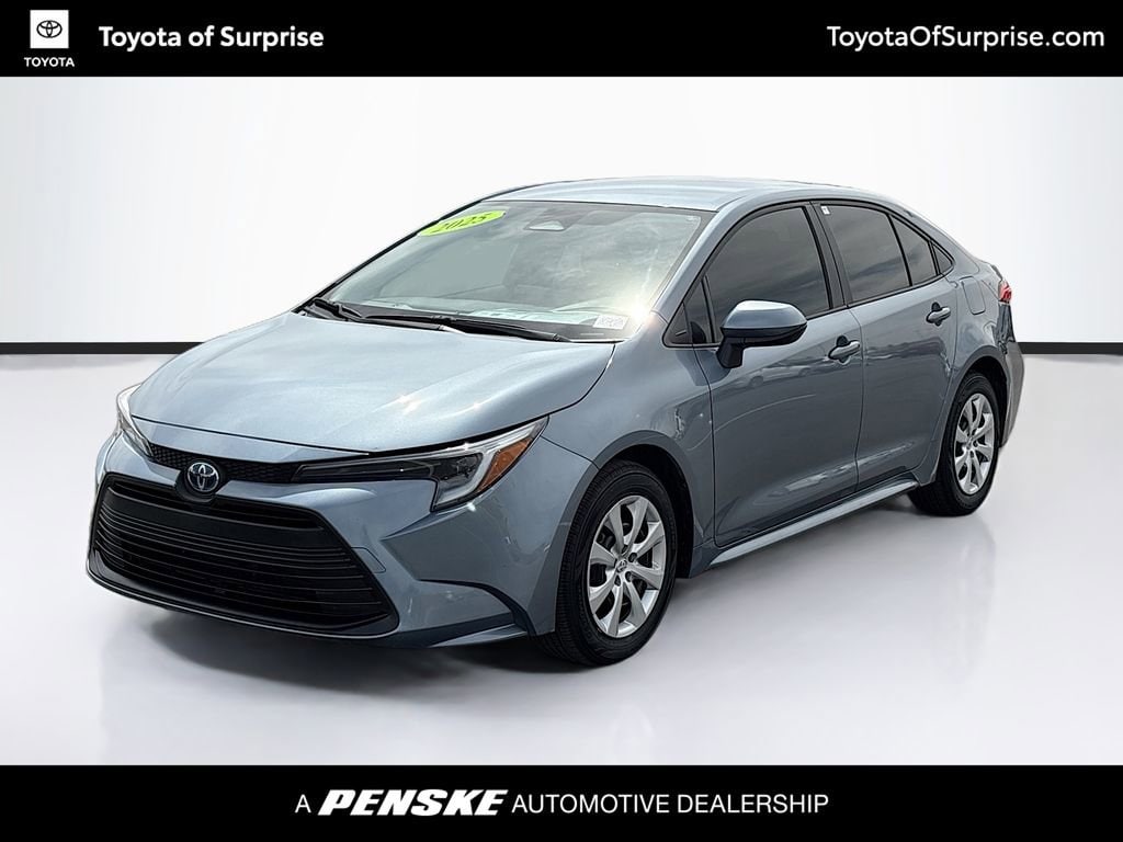 2025 Toyota Corolla LE