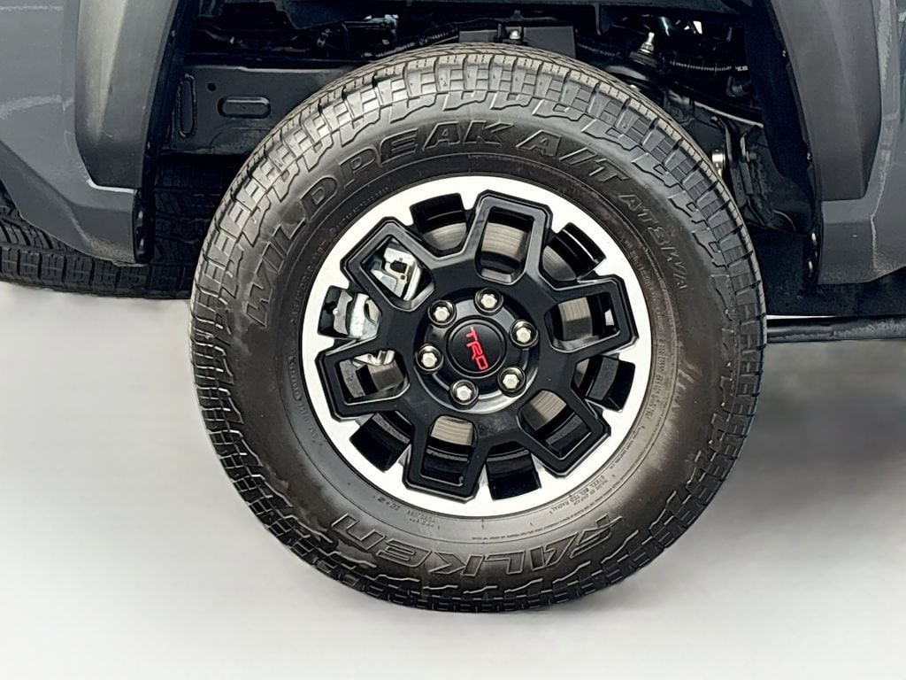 2025 Toyota Tacoma TRD Off Road - Photo 32