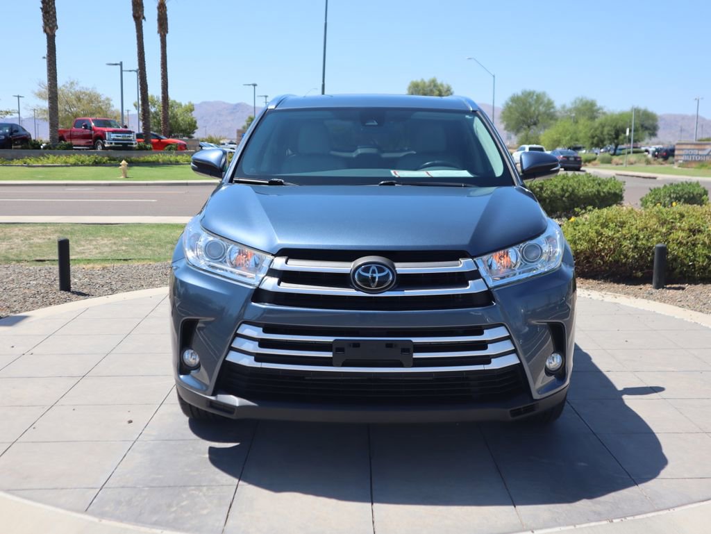 Certified 2019 Toyota Highlander XLE with VIN 5TDKZRFH4KS323046 for sale in Surprise, AZ