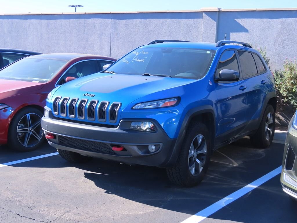 Used 2017 Jeep Cherokee Trailhawk SUV